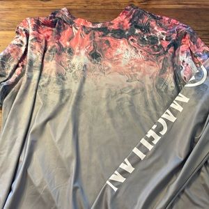 Magellan classic fit size large long sleeve dry fit tee